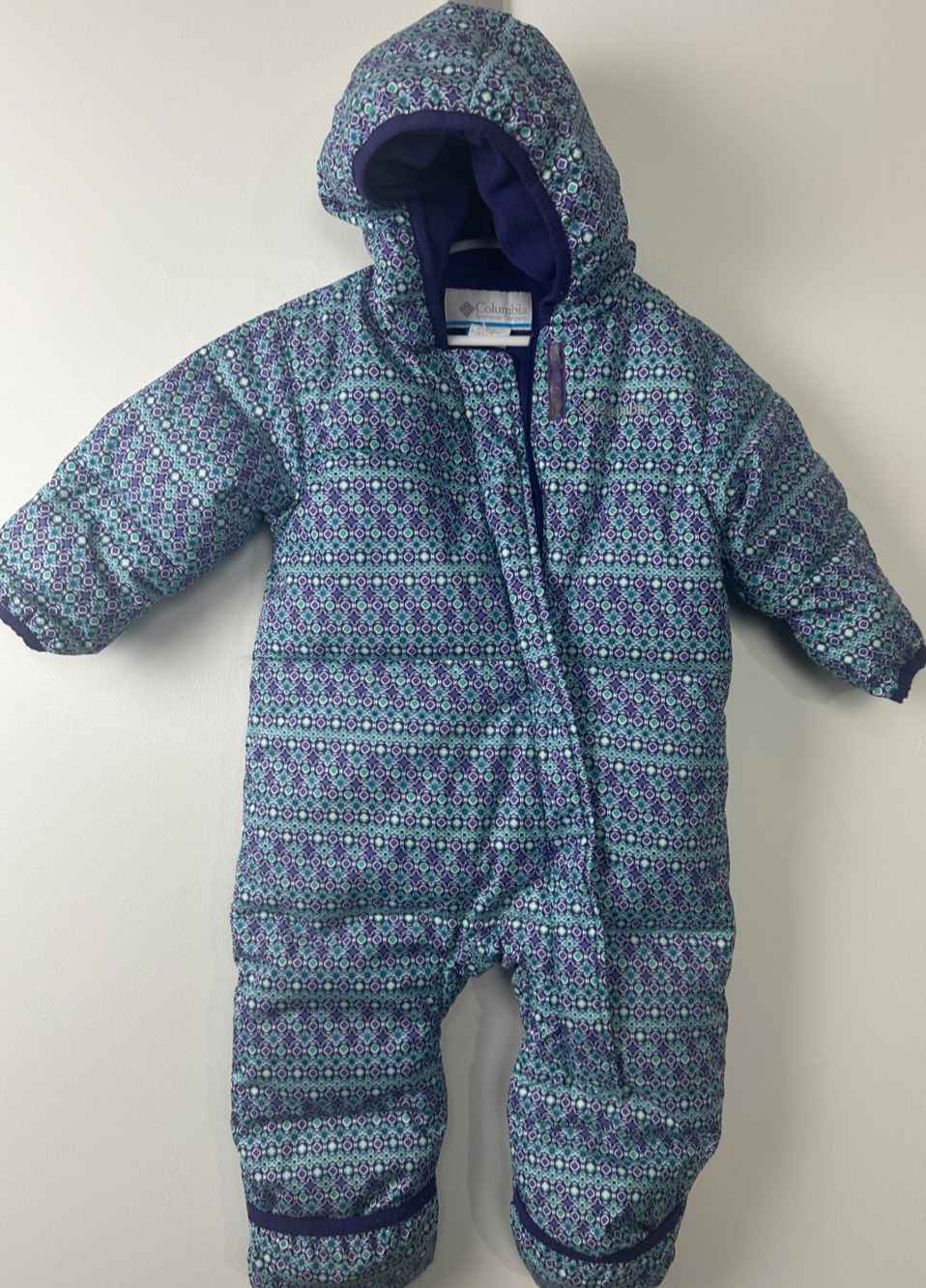 Columbia 12-18 M Baby Snuggly Bunny Bunting Fleece Hood Purple/Green Geo Print